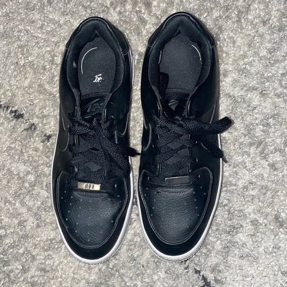 Black Air Force Ones - Picture 2 of 4